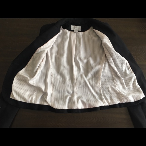 H&M Black Blazer - Picture 5 of 5